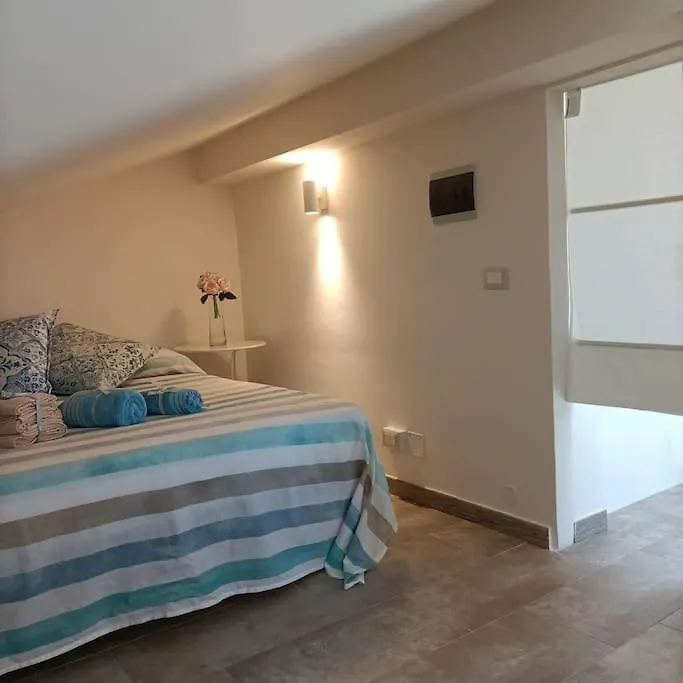 Apartmán The Bays - La Mansarda Ad Un Passo Dal Mare Acireale 0*,
