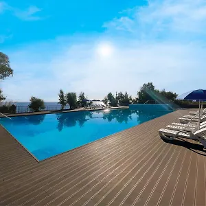 Campeggio Il Pampaleone Glamping And, Acireale