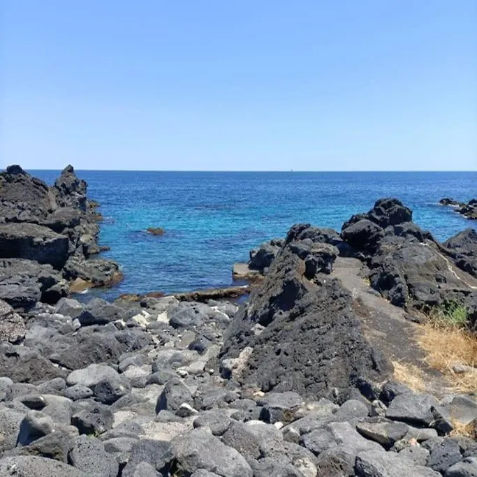 The Bays - La Mansarda Ad Un Passo Dal Mare Apartment Acireale 0*,  Italy